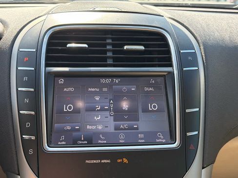 Used 2020 Lincoln Nautilus FWD w/ Equipment Group 101A image 28