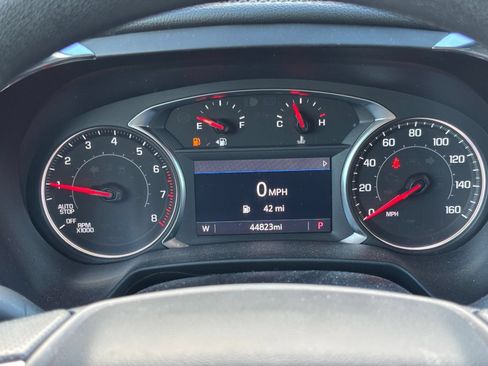 Used 2025 Chevrolet Blazer LT FWD image 36