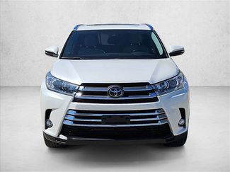 Used 2018 Toyota Highlander Limited video 2
