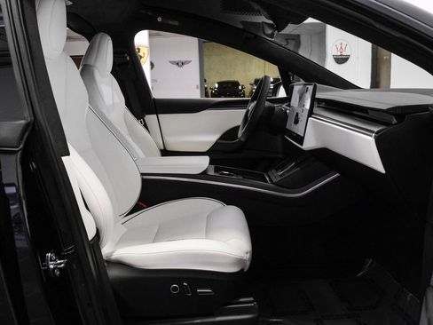 Used 2023 Tesla Model X Plaid image 38