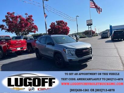Used 2024 GMC Terrain SLT w/ Infotainment Package II