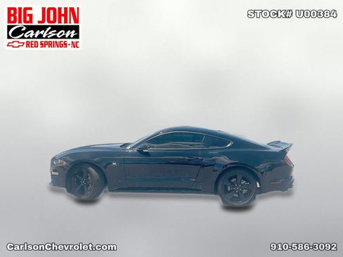 Used 2022 Ford Mustang GT Premium w/ Black Accent Package RWD image 4