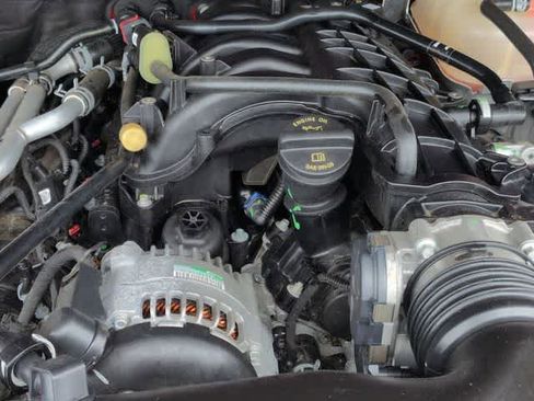 Used 2022 Jeep Wrangler Sport image 14