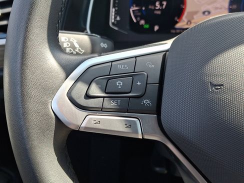 Used 2024 Volkswagen Jetta SEL FWD image 22