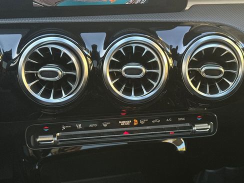 Certified 2021 Mercedes-Benz A 220 image 20