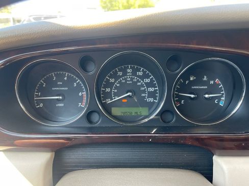 Used 2004 Jaguar XJ8 XJR image 30