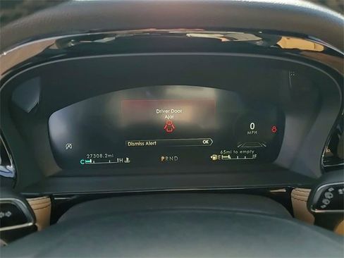 Used 2022 Lincoln Corsair Reserve w/ Equipment Group 201A image 21