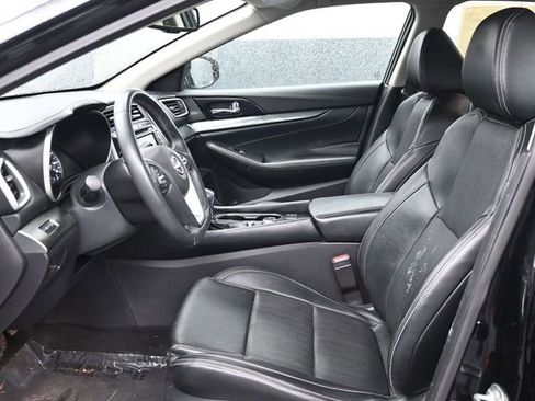 Used 2023 Nissan Maxima SV w/ Floor Mat Group image 10
