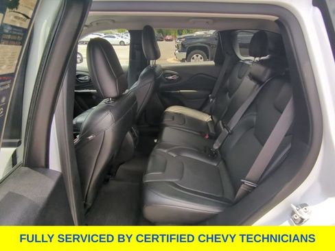 Used 2023 Jeep Cherokee Altitude Lux AWD/4WD image 39