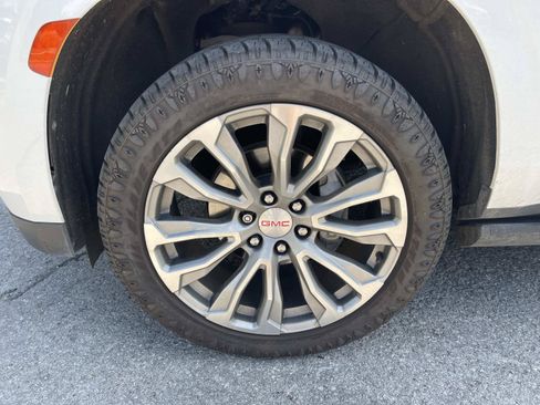 Used 2021 GMC Yukon XL Denali AWD/4WD image 11