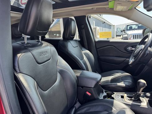 Used 2014 Jeep Cherokee Limited AWD/4WD image 37