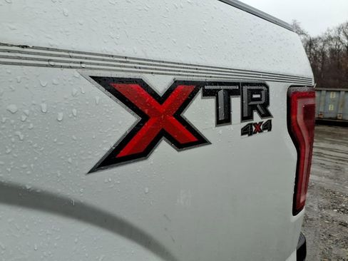 Used 2017 Ford F150 XLT w/ Equipment Group 301A Mid image 6