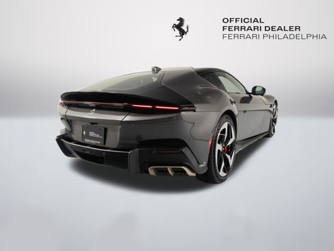 Certified 2025 Ferrari 12Cilindri RWD image 7