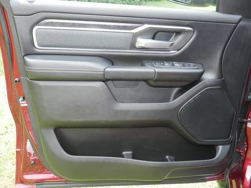 Used 2022 RAM 1500 Big Horn AWD/4WD image 13