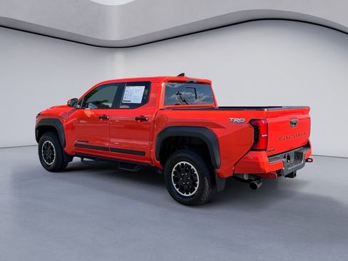Used 2024 Toyota Tacoma TRD Off-Road w/ TRD Off Road Upgrade Package AWD/4WD image 3