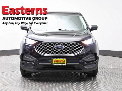 Used 2024 Ford Edge SE w/ Cargo Accessory Package AWD/4WD image 2