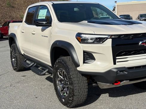 New 2026 Chevrolet Colorado ZR2 w/ Technology Package image 40