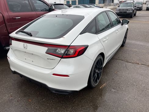 Used 2022 Honda Civic Sport image 13