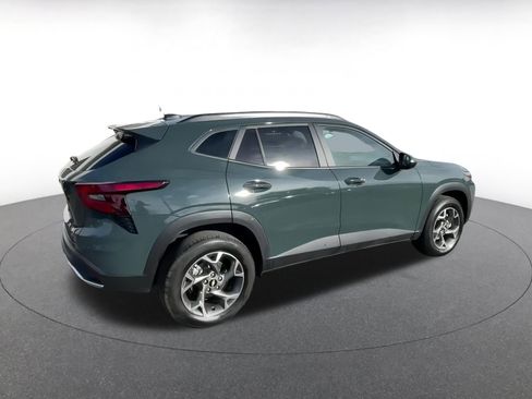 Used 2025 Chevrolet Trax LT image 15