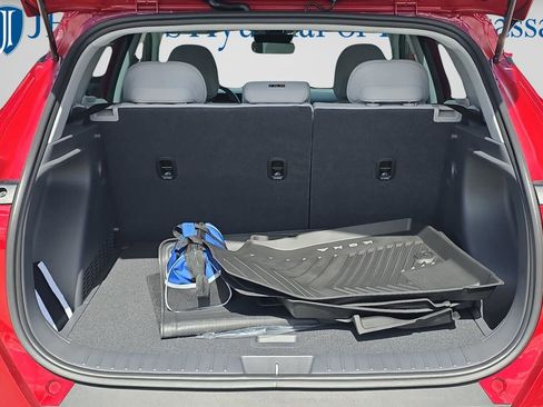 New 2026 Hyundai Kona SE image 8