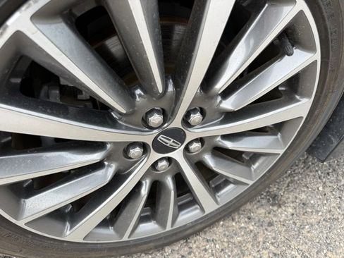 Used 2019 Lincoln MKZ Reserve image 19