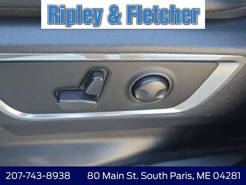 Used 2025 RAM 1500 Laramie AWD/4WD image 17