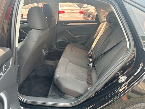 Used 2015 Volkswagen Passat 1.8T S w/ Technology Package image 21