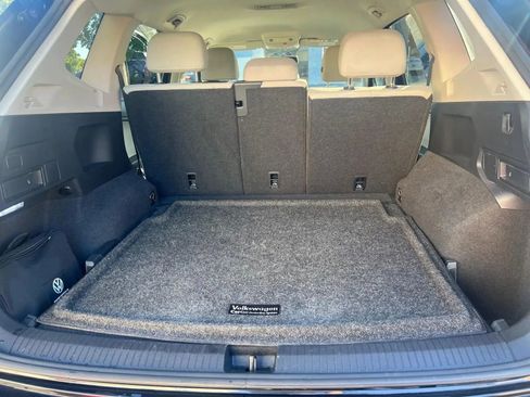 Used 2022 Volkswagen Tiguan S image 10