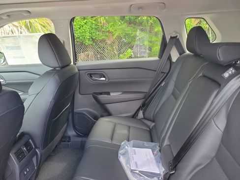 New 2026 Nissan Rogue Dark Armor AWD/4WD image 10