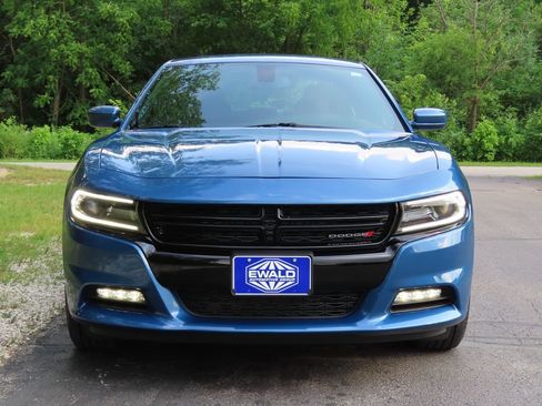 Used 2021 Dodge Charger SXT w/ Driver Convenience Group AWD/4WD image 12