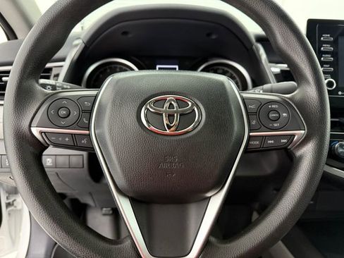 Used 2024 Toyota Camry LE image 9