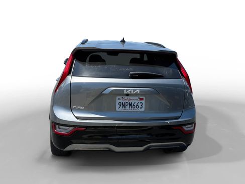 Certified 2024 Kia Niro Wave FWD image 4