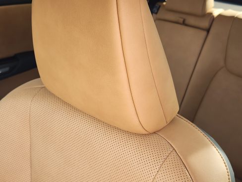 Used 2024 Lexus RZ 300e Premium image 19