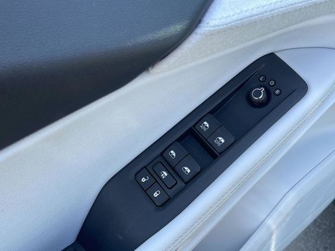 New 2026 Jeep Cherokee Laredo AWD/4WD image 12