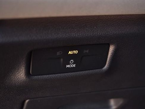 New 2026 Volkswagen Tiguan SE R-Line AWD/4WD image 11