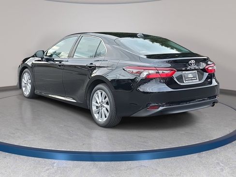 Used 2024 Toyota Camry LE image 8