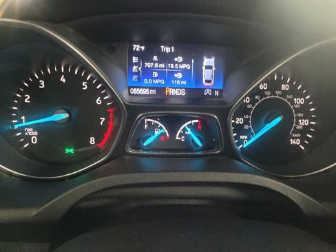 Used 2017 Ford Escape SE w/ SE Leather Comfort Package AWD/4WD image 23
