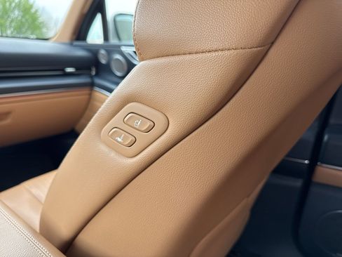 Used 2022 Genesis GV80 2.5T w/ Prestige Package 04 image 17