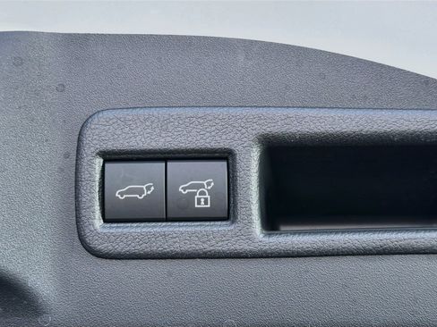 Used 2026 Toyota bZ FWD image 31