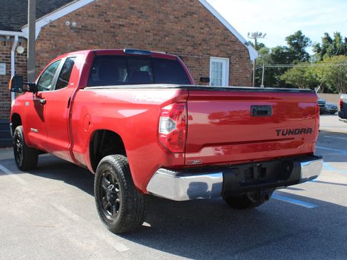 Used 2014 Toyota Tundra SR5 image 5