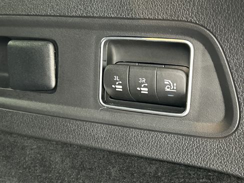 Certified 2026 Mercedes-Benz GLS 450 4MATIC image 12