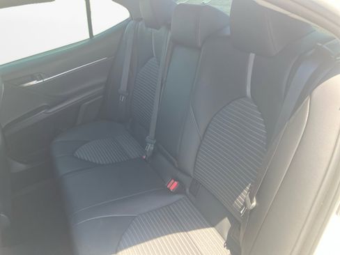 Used 2024 Toyota Camry SE FWD image 15