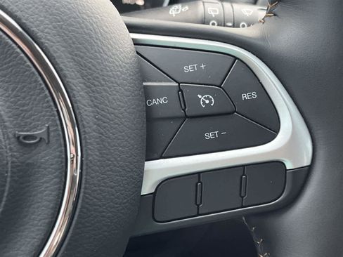 Used 2019 Jeep Compass Latitude w/ Cold Weather Group image 26