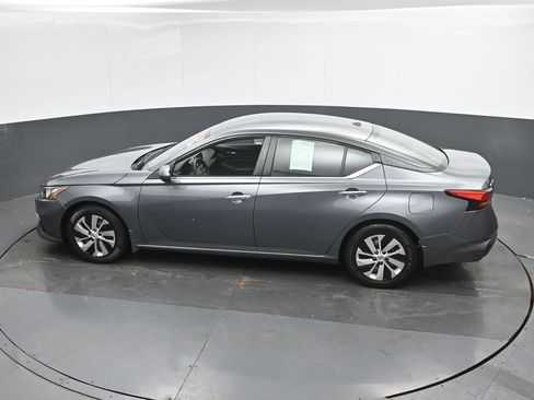 Used 2020 Nissan Altima 2.5 S FWD image 37