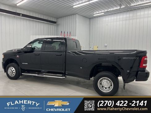 Used 2024 RAM 3500 Big Horn w/ Level 2 Equipment Group image 5