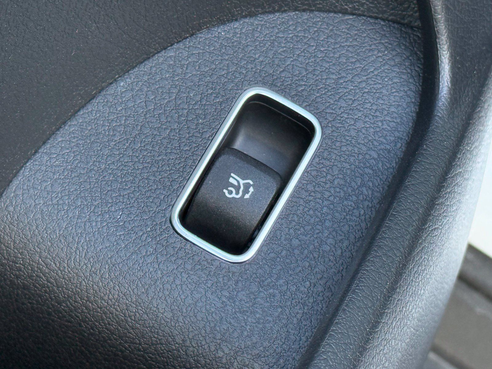 Used 2025 Mercedes-Benz GLE 53 AMG 4MATIC Coupe image 24
