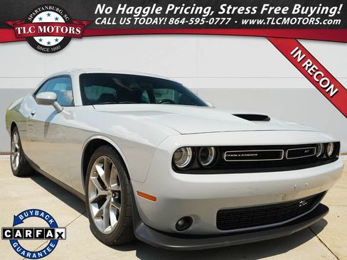 Used 2022 Dodge Challenger GT RWD image 1