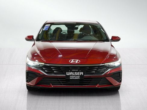Used 2025 Hyundai Elantra SEL FWD image 8