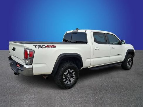 Used 2021 Toyota Tacoma TRD Off-Road AWD/4WD image 5