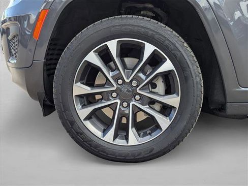Used 2021 Jeep Grand Cherokee L Overland AWD/4WD image 25
